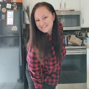 Meet your Posher, Lisa